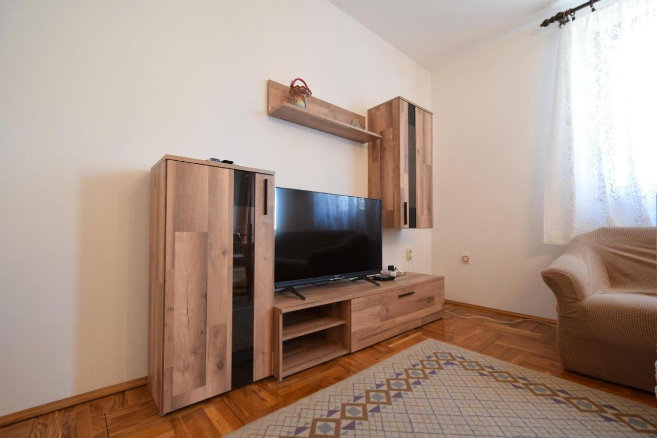 Apartments Petrovic มาลินสกา ภายนอก รูปภาพ