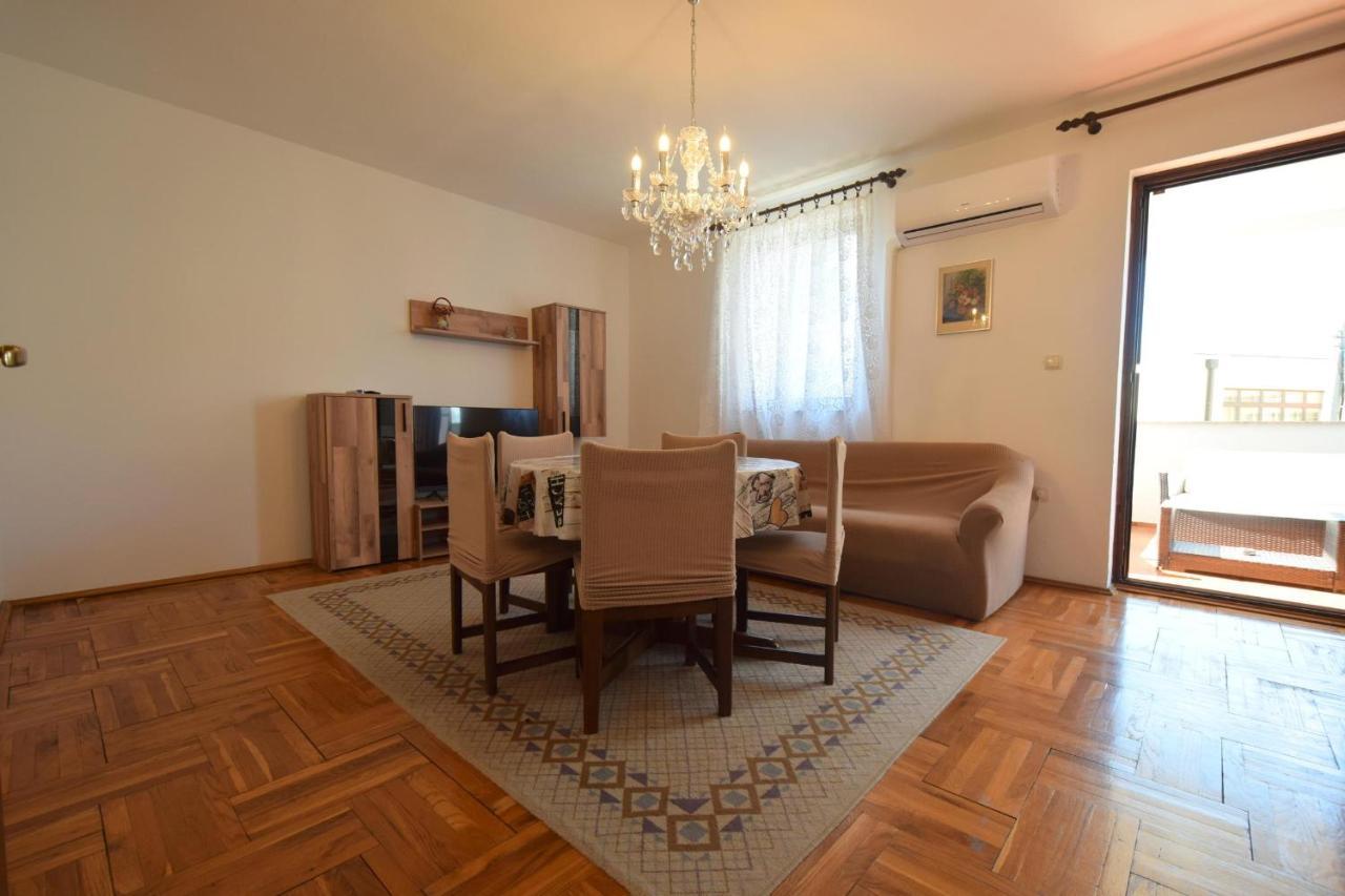 Apartments Petrovic มาลินสกา ภายนอก รูปภาพ
