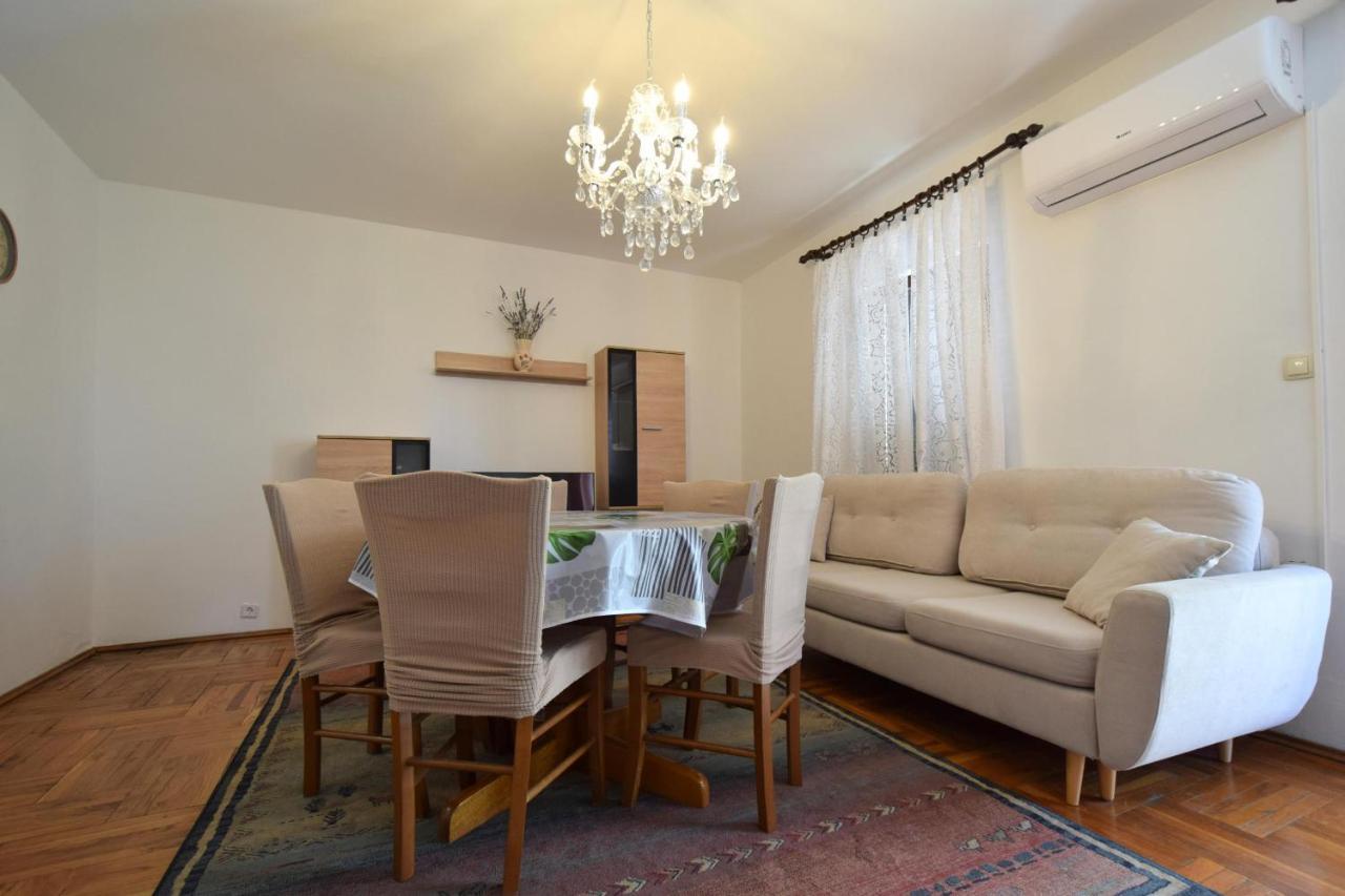 Apartments Petrovic มาลินสกา ภายนอก รูปภาพ